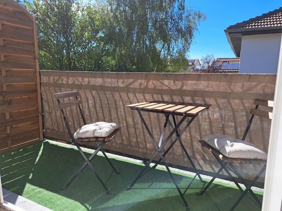 Studio Dans Maison Avec Jardin Et Balcon, Au Calme Serezin-du-Rhone Exterior foto