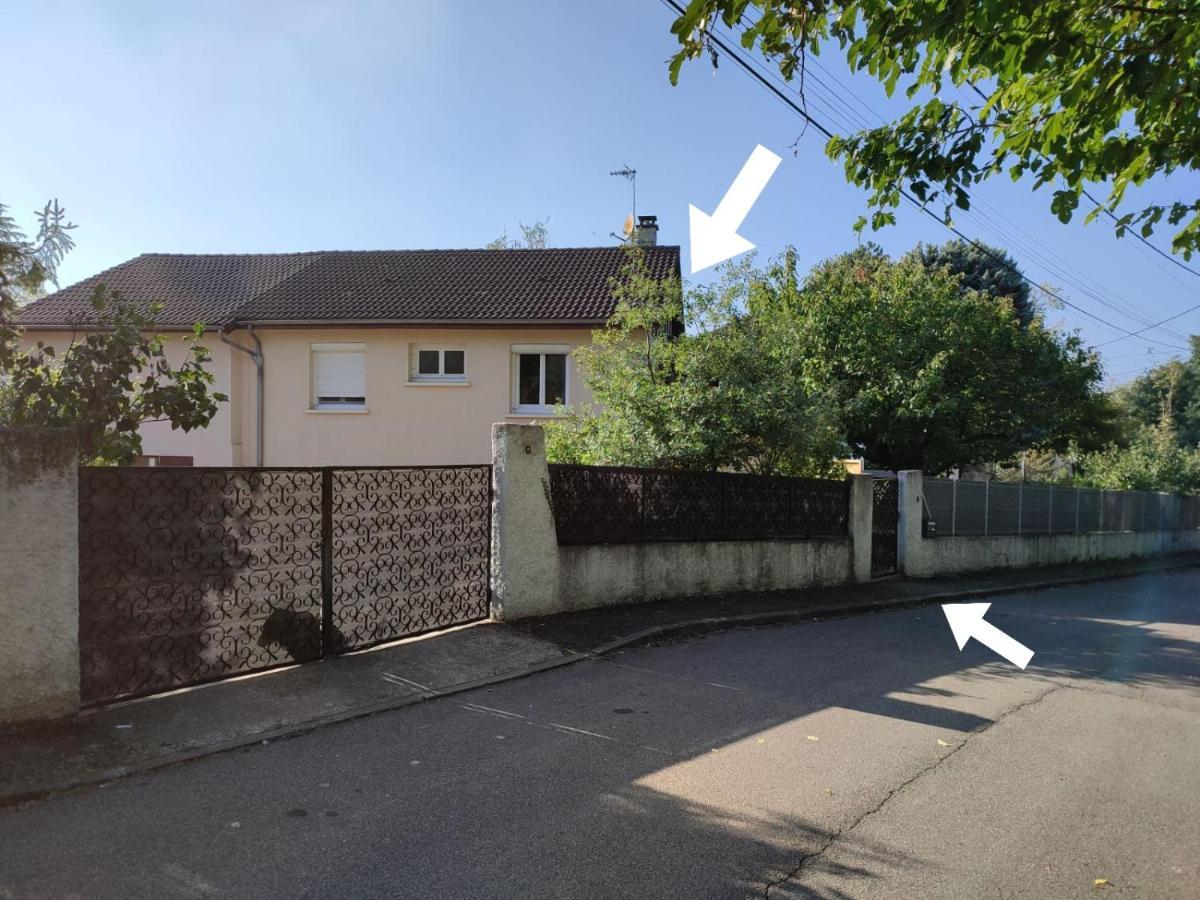 Studio Dans Maison Avec Jardin Et Balcon, Au Calme Serezin-du-Rhone Exterior foto